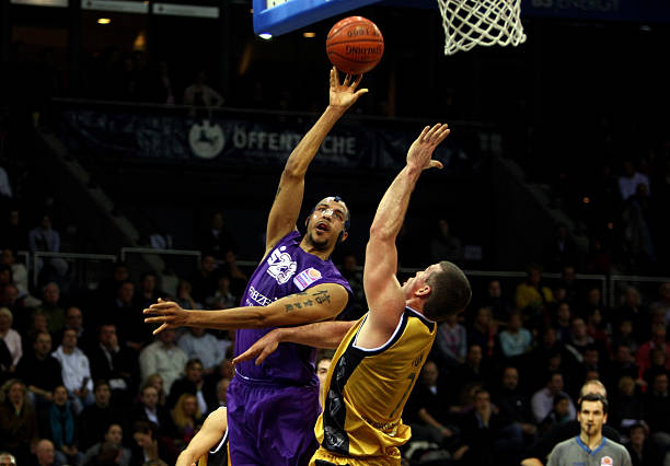 国女足的发 国女足的发